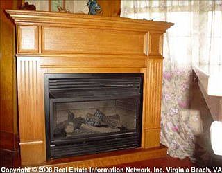 4th image of 9431 Peachtree St