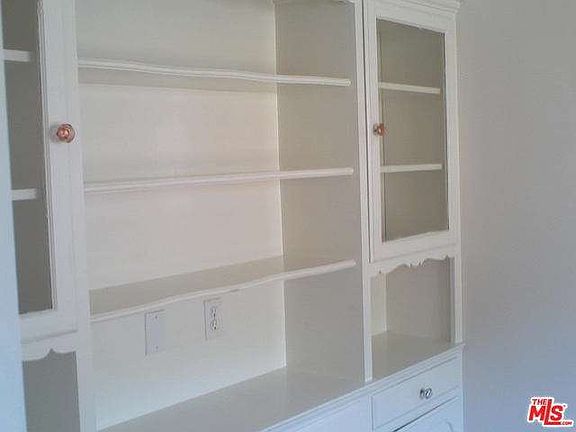 5th image of 3503 W 41st St
