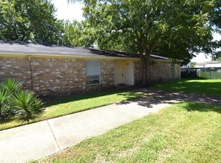 220 Westward Ave APT D, La Marque, TX 77568