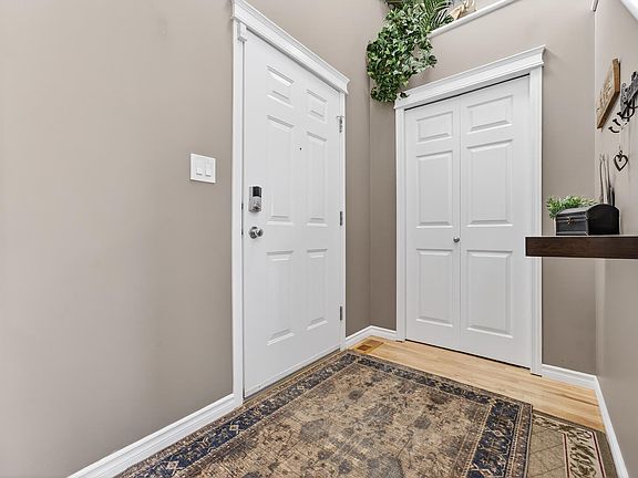 4th image of 25 Christina Close