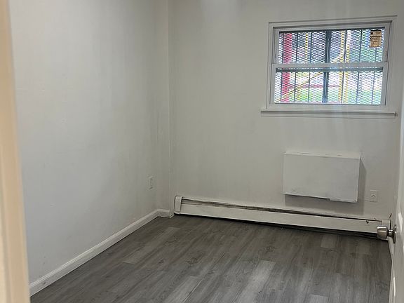 4th image of 889 E 169th St APT 1
