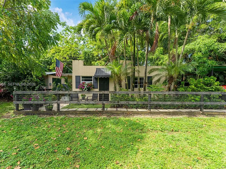 22065 SW 167th Ave #A — Photo 1
