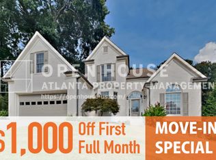 1025 Russell Point, Suwanee, GA 30024
