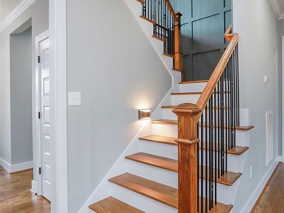 3rd image of 2403 Warriors Path