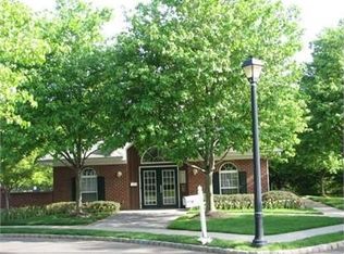 1230 Magnolia Ln, Branchburg, NJ 08876