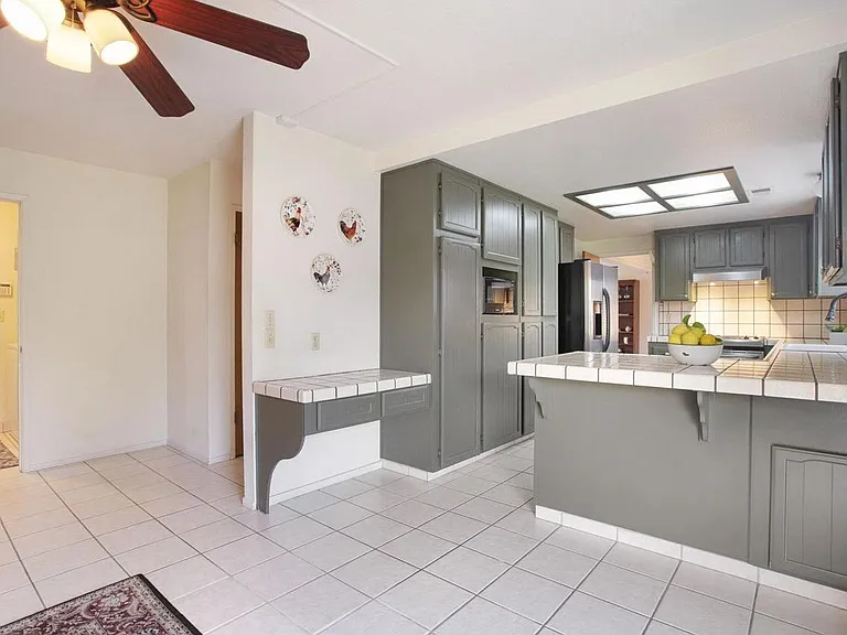 5205 Verdi Way — Photo 13