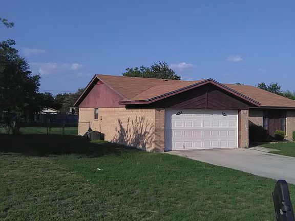 4th image of 2107 El Dorado Dr