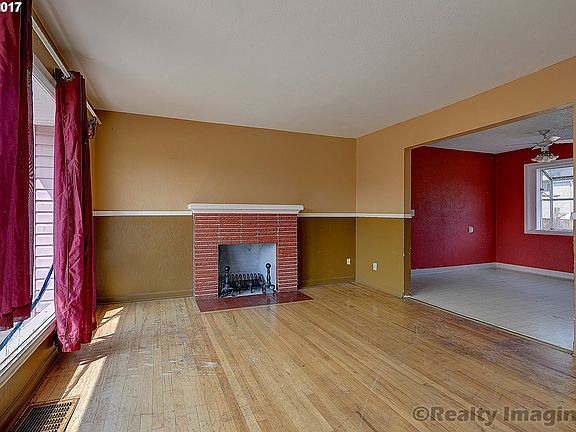 3rd image of 12645 SE Salmon Ct Unit A