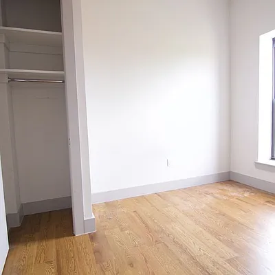 Rented by Nooklyn NYC LLC | media 53