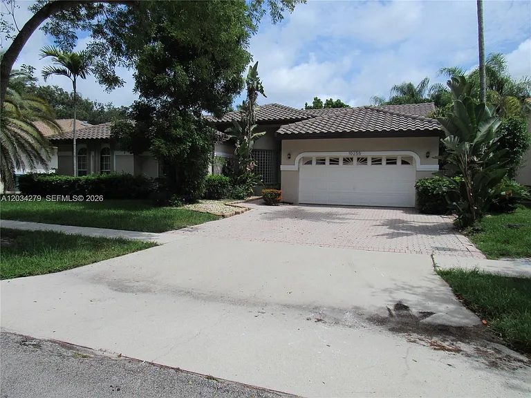 10255 Guatemala St — Photo 2