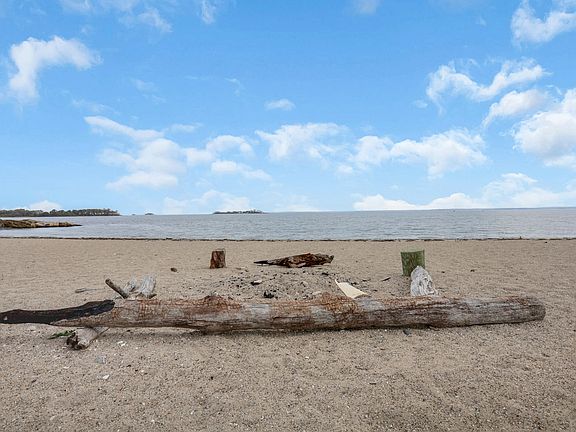 2nd image of 180 Byram Shore Rd