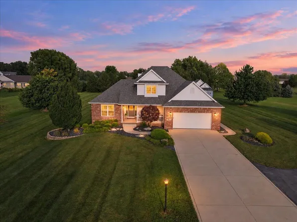 99 Stone Creek Dr, Valparaiso, IN 46383