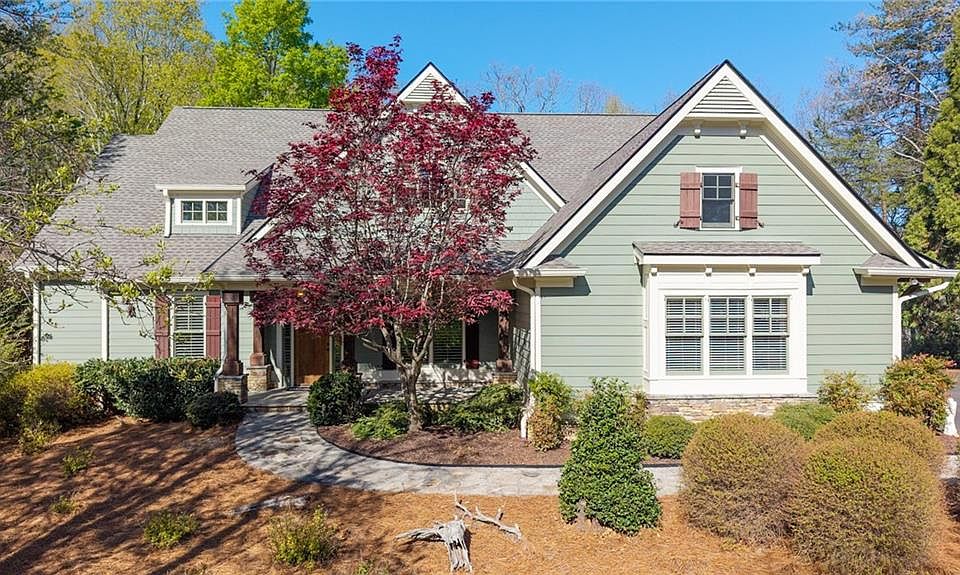1st image of 495 Bear Creek Dr