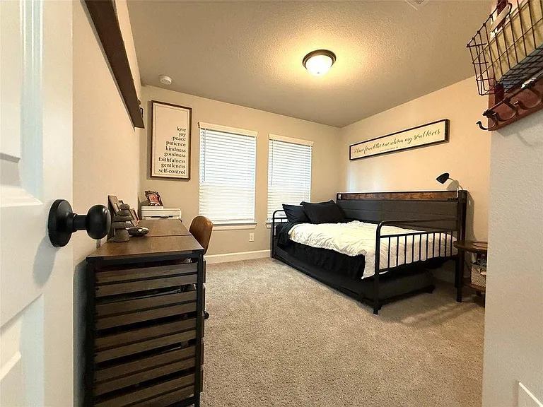 5614 Green Rise Ln — Photo 20