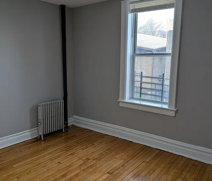 315 William St — Photo 14