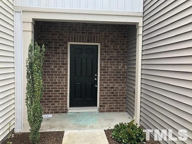 214 Olivet Loop — Photo 3