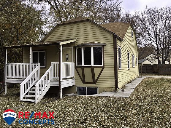 5th image of 2044 Jefferson Ave