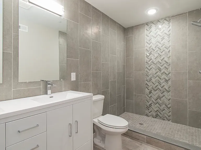 1805 N 6th St #1 — Photo 8
