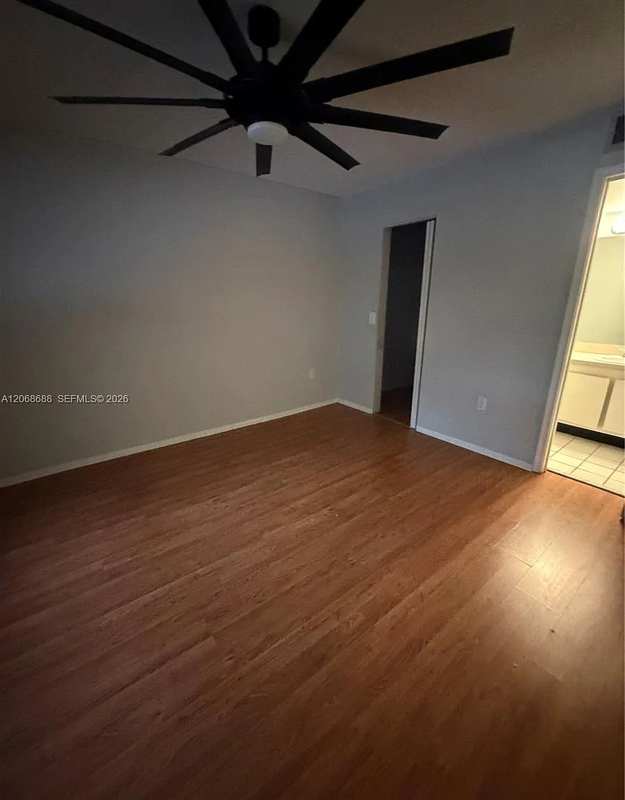 2 bed, 2.0 bath, $2,200 — Photo 2