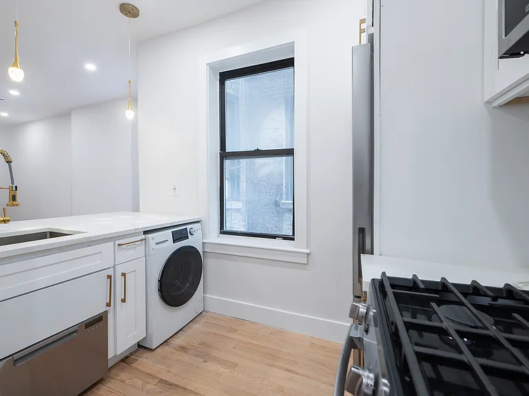 202 W 96th St #3C — Photo 3