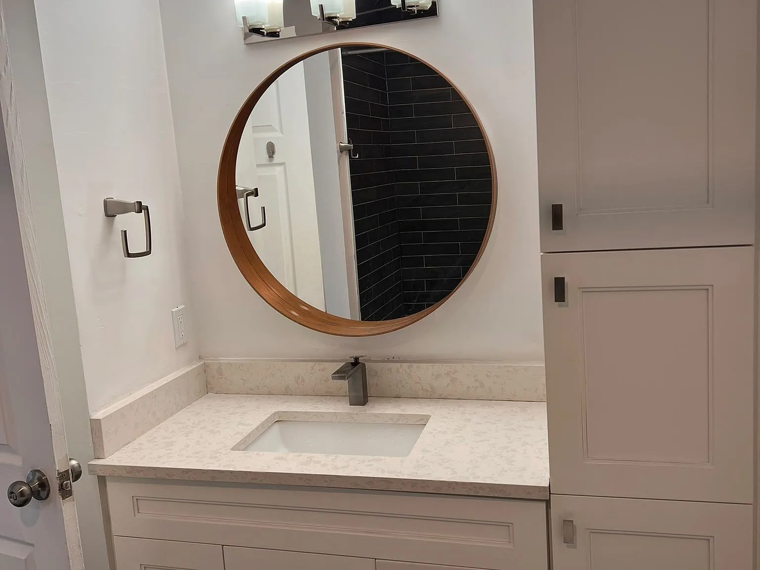 2 bed, $2,450 — Photo 4