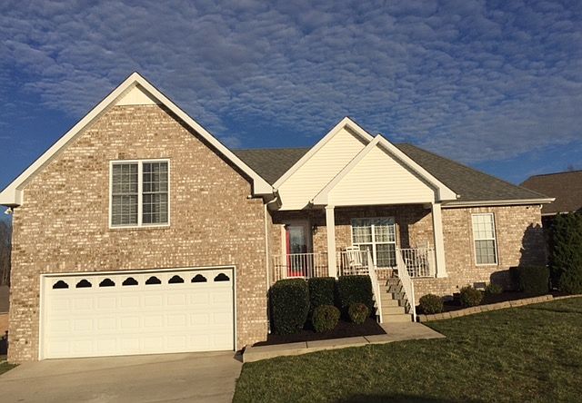 2013 High Point Cove
						:
						Front of home. Great curb appeal