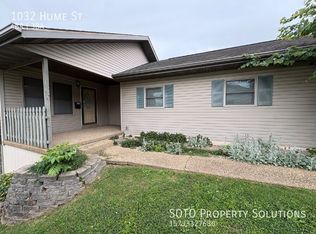 1032 Hume St, Perryville, MO 63775