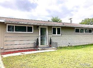 122 Raleigh St, Salina, KS 67401