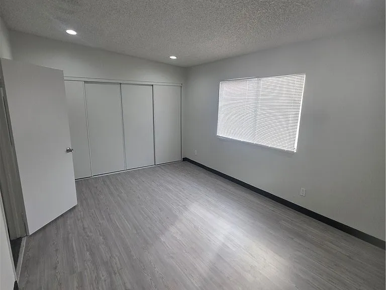 11150 Glenoaks Blvd #104 — Photo 9