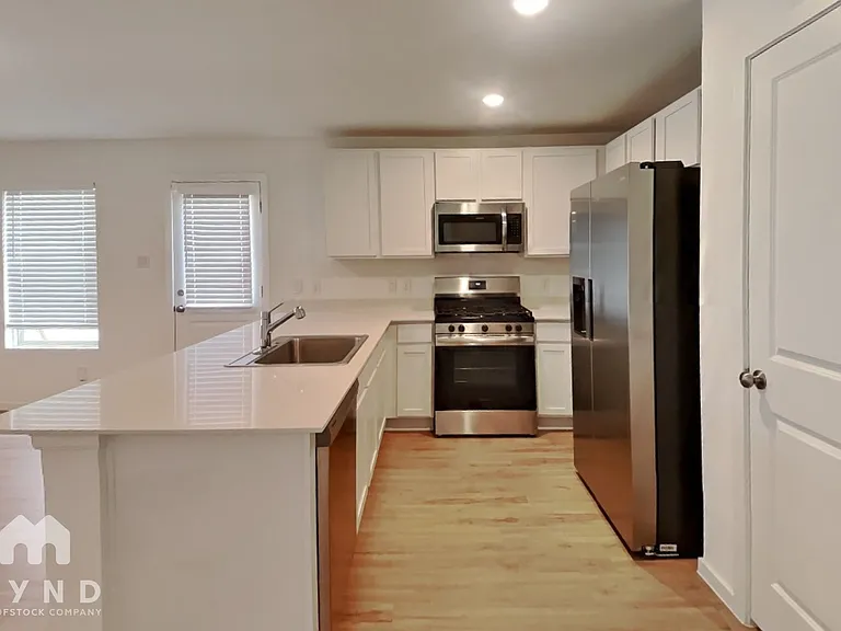 18515 Cepagatti Dr — Photo 4