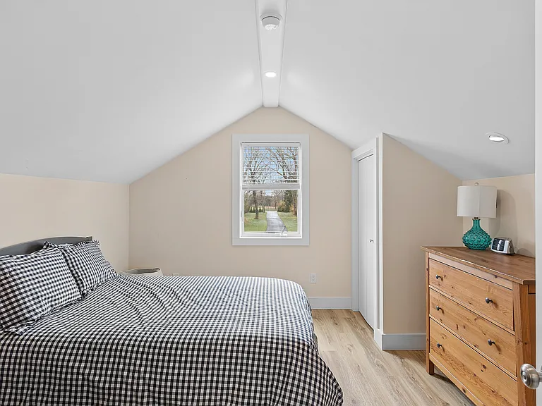 1746 Montauk Hwy — Photo 13