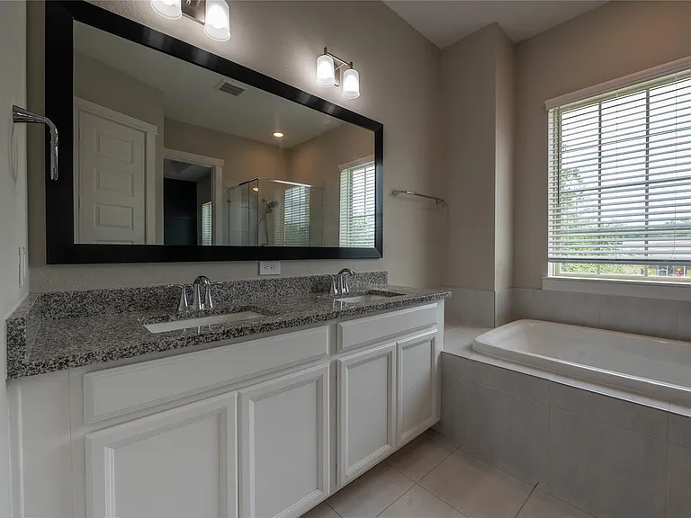 963 Lilly Flower Ln — Photo 23