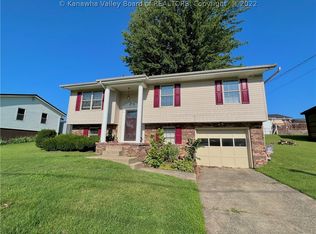 166 Anniston Dr, Point Pleasant, WV 25550