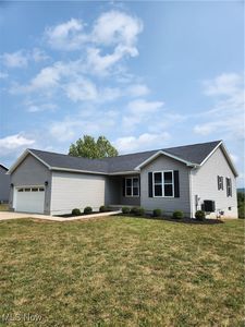 36 Pin Oak Dr, Caldwell, OH, 43724