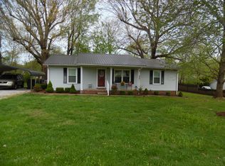 604 Daniel Dr N, Lawrenceburg, TN 38464