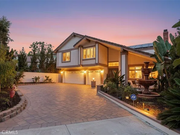 6425 E Shady Valley Ln, Anaheim, CA 92807