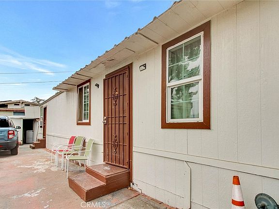 3rd image of 4015 Mountain Dr Spc 2
