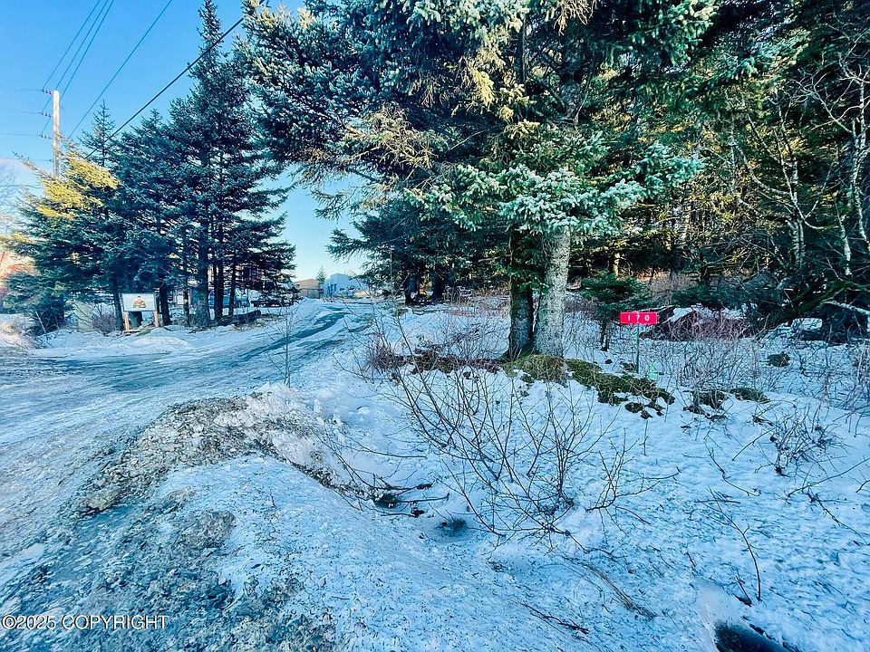 1st image of 170 Island Lake Rd