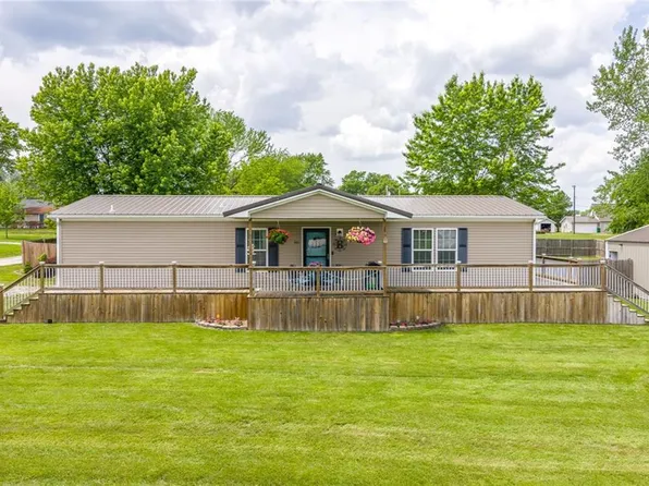 801 N Murray Ave, Braymer, MO 64624