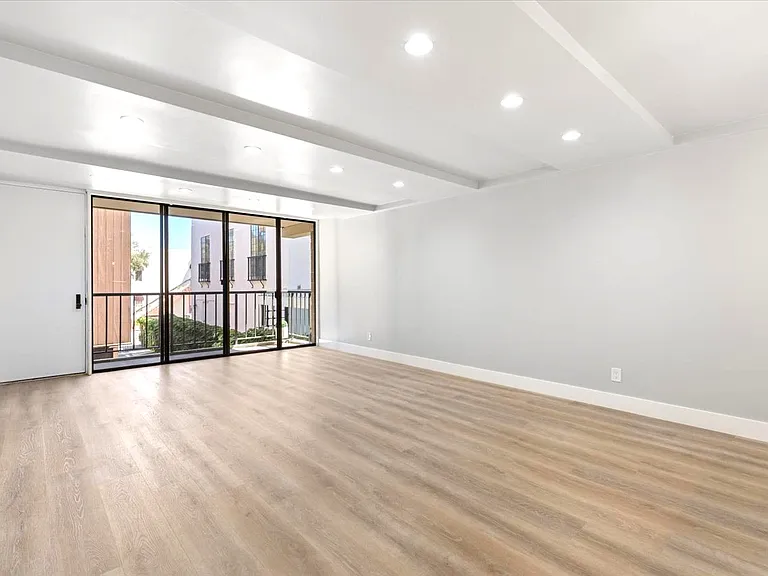 1250 Cave St #3 — Photo 22
