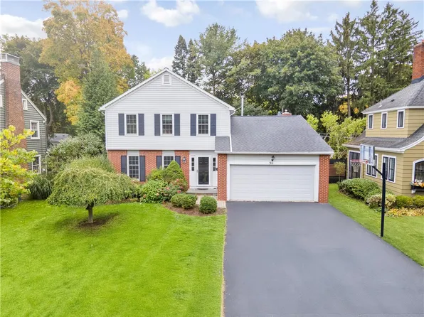 311 San Gabriel Dr, Rochester, NY 14610