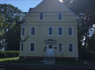 47 Moss St FLOOR 2, Pawcatuck, CT 06379