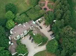 830 Vaughan Rd, Bloomfield Hills, MI 48304