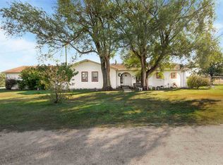 1325 110th, Peabody, KS 66866