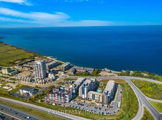 16 Concord Pl #216, Grimsby, ON L3M 0J1