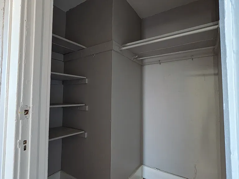 753-758 Jersey Ave #6 — Photo 10