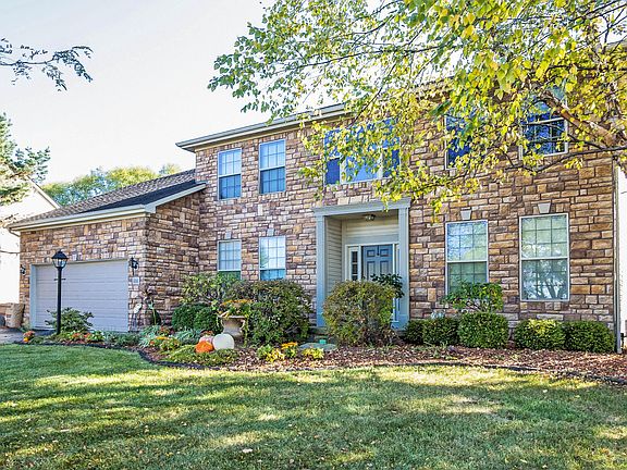 3rd image of 6261 Falcon Chase Dr