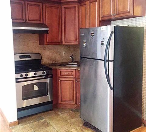 3rd image of 13222 Sanford Ave APT 1F