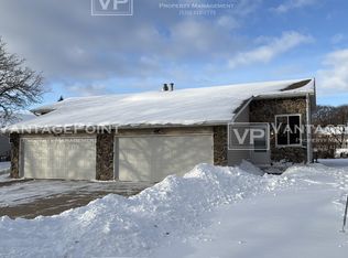 2511 Sun Ter, Green Bay, WI 54311