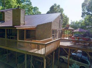 671 Country Club Dr, Maggie Valley, NC 28751